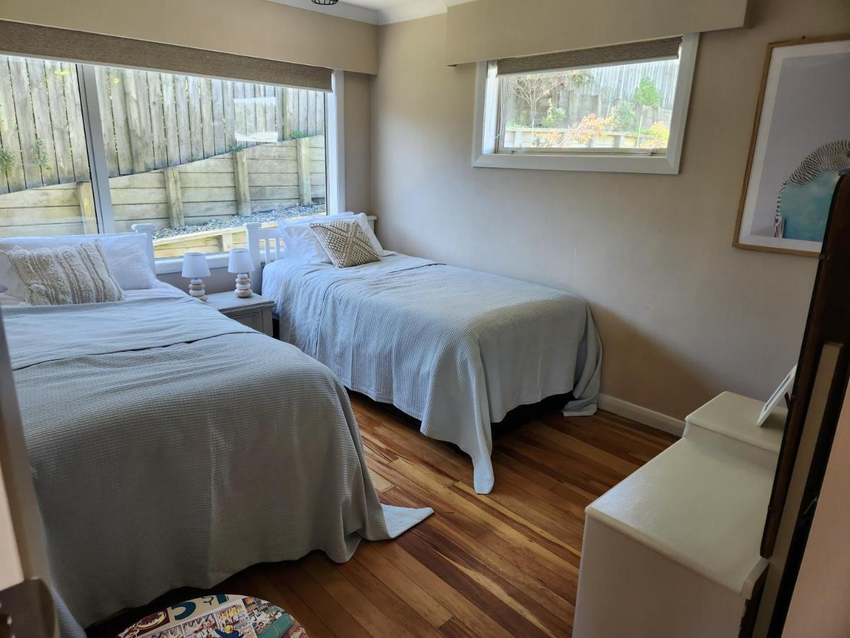 #40 At The Beach Waitarere 外观 照片